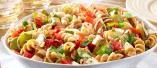 Ensalada de Pasta con Tofu y Verduras Asadas